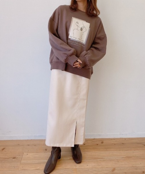 VANNIE U（ヴァニーユー）の「2WAYロゴフェイススウェット（スウェット・レディース・ブラウン/オリーブ/アイボリー/ホワイト系その他/ホワイト系その他2/ベージュ/グレイッシュベージュ/ライトグリーン/ライトブルー・FREE）」の20枚目の写真