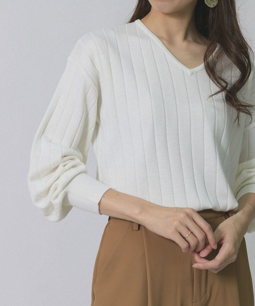 cheriella(シェリエラ)の「【cheriella】◆WEB限定◆洗えるワイドリブVネックプルオーバーニット(ニット/セーター)」|ホワイト