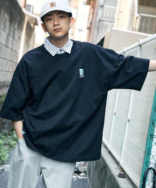 SPOC STORE(スポックストア)の「【SPOC STORE】デジタル/ワンポイントロゴ半袖T(Tシャツ/カットソー・メンズ・ホワイト系その他/ブラック系その他/ベージュ系その他/ベージュ系その他2/グリーン系その他/ブルー系その他/ブラック系その他2・M/L)」の4枚目の写真