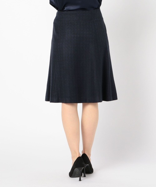 NARACAMICIE（ナラカミーチェ）の「《セットアップスーツ対応》ツィードフレアースカート（スカート・レディース・ネイビー・MEDIUM/LARGE/SMALL）」の8枚目の写真