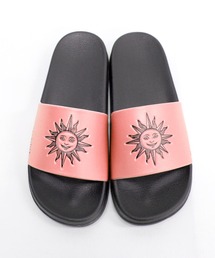 E4788 SMILE SUNシャワーサンダル