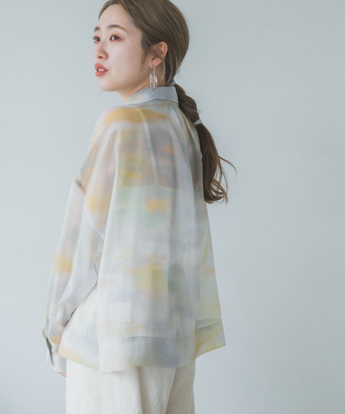 ITEMS URBANRESEARCH（アイテムズ アーバンリサーチ）の「タイダイプリントシアーシャツ（シャツ/ブラウス・レディース・グレー/ベージュ/イエロー・FREE）」の20枚目の写真