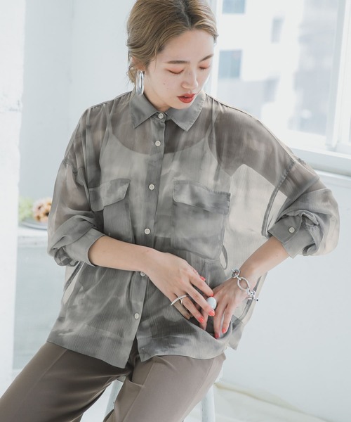 ITEMS URBANRESEARCH（アイテムズ アーバンリサーチ）の「タイダイプリントシアーシャツ（シャツ/ブラウス・レディース・グレー/ベージュ/イエロー・FREE）」の5枚目の写真