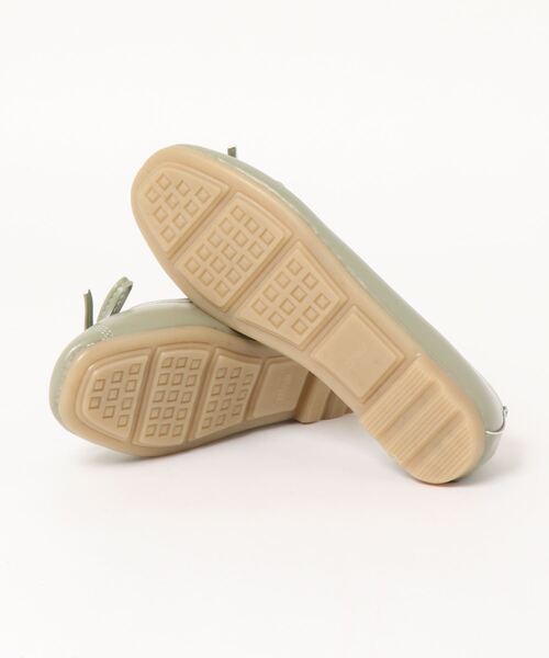 Anuenue（アヌエヌエ）の「リボンフラットシューズ（パンプス・レディース・ピンク/ホワイト/グリーン/イエロー/ブラック・22.5cm/24.0cm/24.5cm/23.0cm/23.5cm/25.0cm）」の10枚目の写真