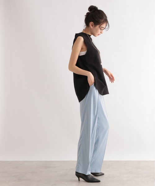 LE FOYER（ルフォワイエ）の「ベーシックノースリーブニット（ニット/セーター・レディース・ブラック/ブルー/ベージュ・38）」の13枚目の写真