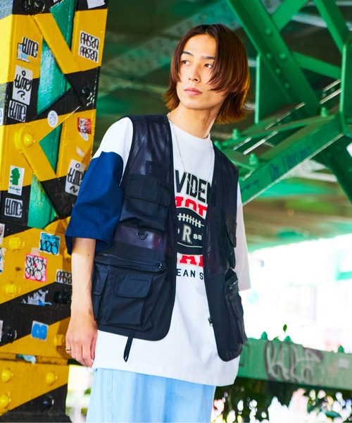 WEGO（ウィゴー）の「WEGO/ヘビーウェイトカレッジロゴビッグシルエット5分袖Tシャツ（Tシャツ/カットソー・メンズ・ダークグリーン/ネイビー/イエロー/ブルー/グリーン/オートミール/ホワイト系その他/スミクロ/ワイン/その他2/その他4/その他1/その他3/グリーン系その他/その他5・MEDIUM/LARGE/X-LARGE）」の2枚目の写真