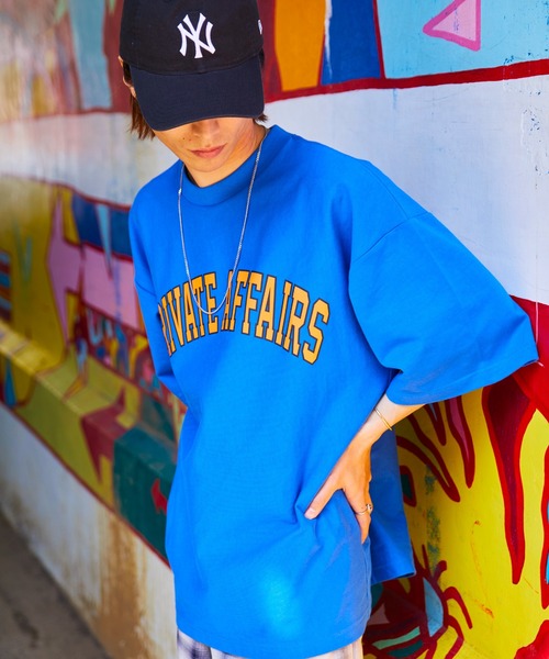 WEGO（ウィゴー）の「WEGO/ヘビーウェイトカレッジロゴビッグシルエット5分袖Tシャツ（Tシャツ/カットソー・メンズ・ダークグリーン/ネイビー/イエロー/ブルー/グリーン/オートミール/ホワイト系その他/スミクロ/ワイン/その他2/その他4/その他1/その他3/グリーン系その他/その他5・MEDIUM/LARGE/X-LARGE）」の8枚目の写真