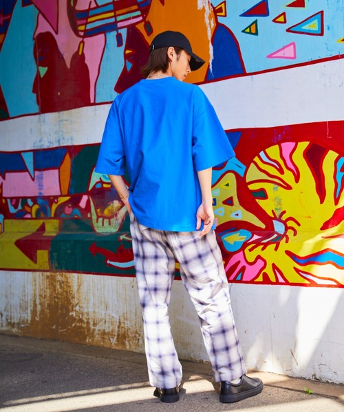 WEGO（ウィゴー）の「WEGO/ヘビーウェイトカレッジロゴビッグシルエット5分袖Tシャツ（Tシャツ/カットソー・メンズ・ダークグリーン/ネイビー/イエロー/ブルー/グリーン/オートミール/ホワイト系その他/スミクロ/ワイン/その他2/その他4/その他1/その他3/グリーン系その他/その他5・MEDIUM/LARGE/X-LARGE）」の17枚目の写真