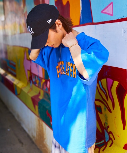 WEGO（ウィゴー）の「WEGO/ヘビーウェイトカレッジロゴビッグシルエット5分袖Tシャツ（Tシャツ/カットソー・メンズ・ダークグリーン/ネイビー/イエロー/ブルー/グリーン/オートミール/ホワイト系その他/スミクロ/ワイン/その他2/その他4/その他1/その他3/グリーン系その他/その他5・MEDIUM/LARGE/X-LARGE）」の19枚目の写真