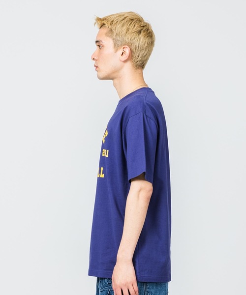 XLARGE（エクストララージ）の「COLLEGE LOGO S/S TEE（Tシャツ/カットソー・メンズ・ブラウン/ホワイト/パープル/ブラック・XL/L/M/S）」の5枚目の写真