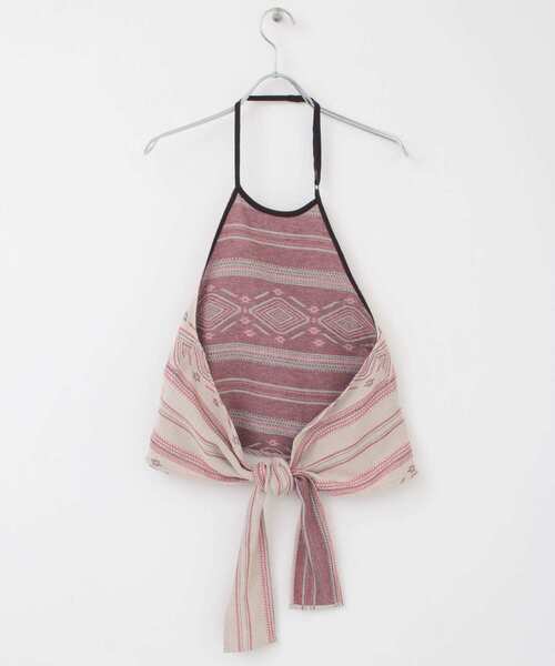 KBF（ケイビーエフ）の「エスニック柄ホルターネックキャミソール（キャミソール・レディース・グレー/レッド・ONE）」の15枚目の写真