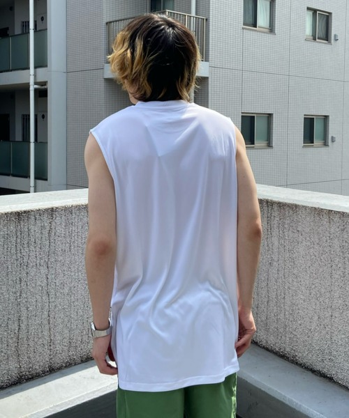 Hurley (ハーレー)の「Hurley/ハーレー 水陸両用 ノースリーブラッシュガード/UVカット ワンポイントタンクトップ MRG2100009(ラッシュガード・メンズ・ブラック/ホワイト・S/M/L)」の4枚目の写真