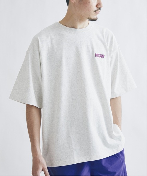 JOURNAL STANDARD（ジャーナルスタンダード）の「【NCAA×JOURNAL STANDARD】別注 プリントロゴTシャツ2（Tシャツ/カットソー・メンズ・ホワイト系その他/ホワイト/グレー/パープル・MEDIUM/LARGE）」の18枚目の写真