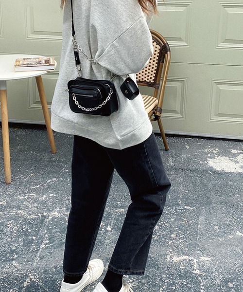 meJane（ミージェーン）の「メタリックチェーンスクエアミニショルダー（ショルダーバッグ・レディース・ブラック・FREE）」の8枚目の写真