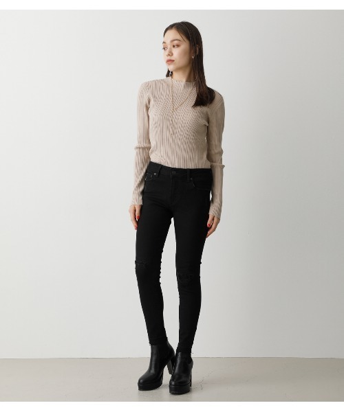 AZUL by moussy（アズールバイマウジー）の「RANDOM RIB H/N KNIT TOPS/ランダムリブハイネックニットトップス（ニット/セーター・レディース・ライトグリーン/ブラック/ライトブラウン/ライトベージュ・MEDIUM/SMALL）」の10枚目の写真