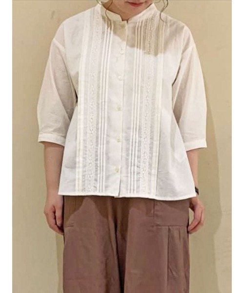 Samansa Mos2(サマンサ モスモス)の「ピンタック×レース前開きブラウス(シャツ/ブラウス・レディース・キナリ/ピンク/ブラック/モカ・フリ-)」の2枚目の写真