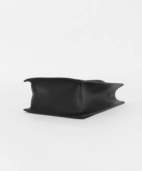 KBF（ケイビーエフ）の「スクエアミニBAG（ショルダーバッグ・レディース・ブラック/ベージュ・ONE）」の11枚目の写真