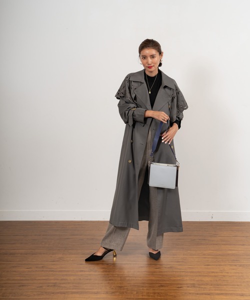 LADYMADE（レディメイド）の「Embroidery Cape トレンチコート（トレンチコート・レディース・ベージュ/ブラウン/カーキ・FREE）」の7枚目の写真