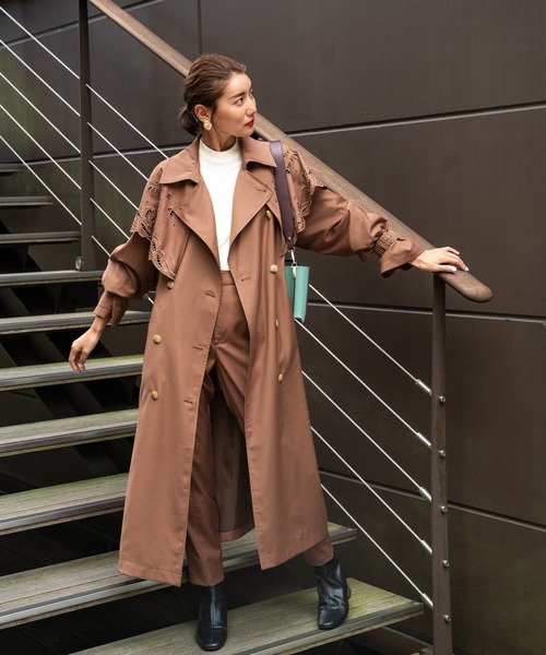 LADYMADE（レディメイド）の「Embroidery Cape トレンチコート（トレンチコート・レディース・ベージュ/ブラウン/カーキ・FREE）」の20枚目の写真