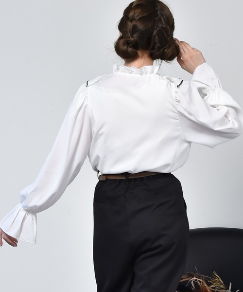 ems excite（エムズエキサイト）の「Vフリルブラウス（シャツ/ブラウス・レディース・オフホワイト/ホワイト系その他/アニマル・FREE）」の16枚目の写真