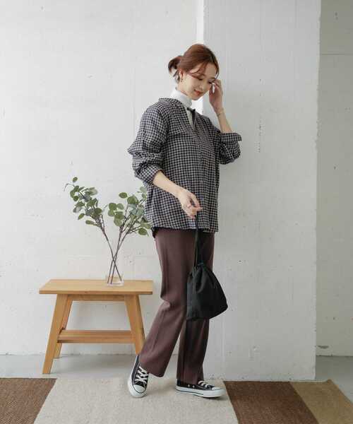 URBAN RESEARCH DOORS(アーバンリサーチドアーズ)の「ハイツイストコットンニットフレアパンツ(その他パンツ・レディース・ブラック/ブラウン・ONE)」の7枚目の写真