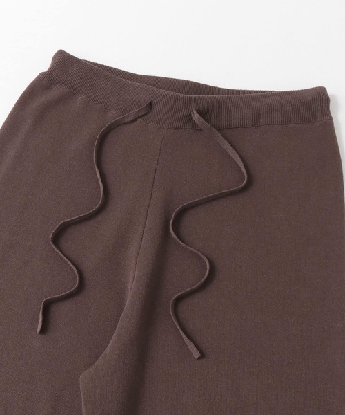 URBAN RESEARCH DOORS(アーバンリサーチドアーズ)の「ハイツイストコットンニットフレアパンツ(その他パンツ・レディース・ブラック/ブラウン・ONE)」の5枚目の写真