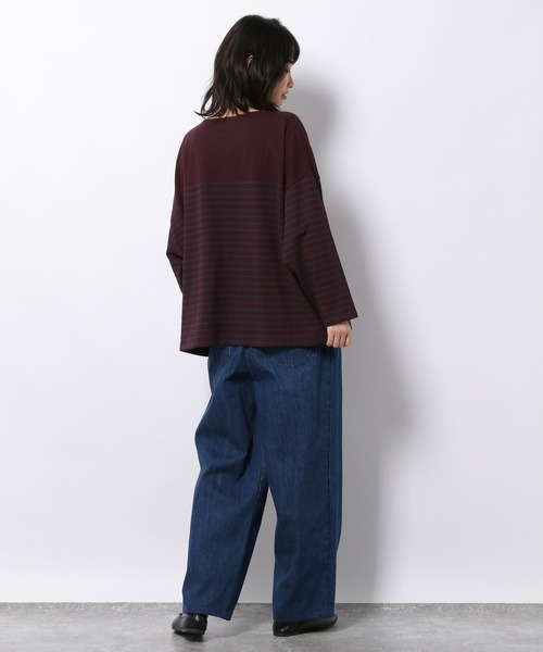 LAKOLE（ラコレ）の「バトーネックボーダー柄ロングTシャツ / 218405（Tシャツ/カットソー・レディース・ベージュ/オフホワイト/ボルドー/チャコール・SMALL/MEDIUM）」の13枚目の写真