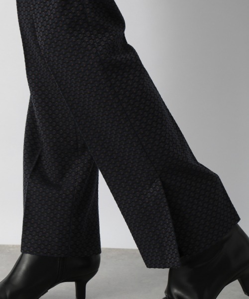 LOWRYS FARM(ローリーズファーム)の「キカジャガードパンツ 214879(その他パンツ・レディース・ネイビー/イエロー・FREE)」の4枚目の写真