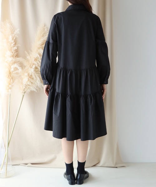 BLUEEAST（ブルーイースト）の「ティアード シャツワンピース（シャツワンピース・レディース・ホワイト/ブラック・MEDIUM）」の17枚目の写真