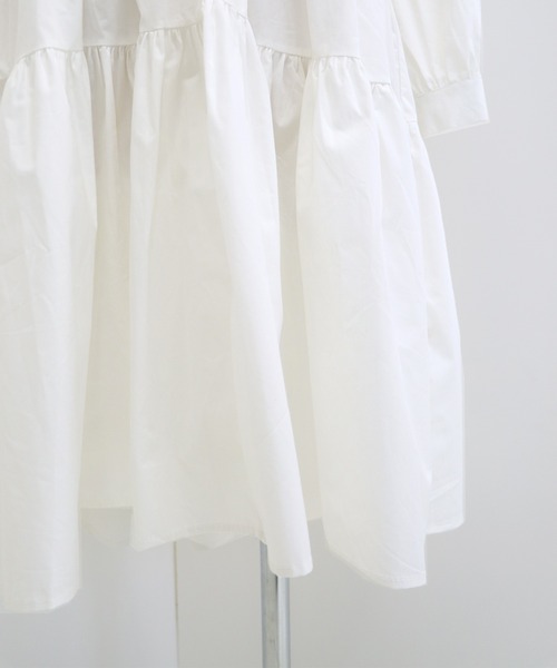 BLUEEAST（ブルーイースト）の「ティアード シャツワンピース（シャツワンピース・レディース・ホワイト/ブラック・MEDIUM）」の22枚目の写真