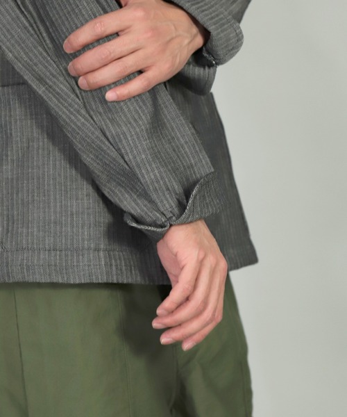 Yarmo（ヤーモ）の「[ Yarmo×OMNIGOD ] 別注 インディゴヘリンボーン ドライバースジャケット（テーラードジャケット・メンズ・グレー系その他・L/M）」の18枚目の写真