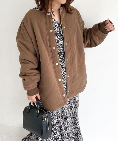 archives（アルシーヴ）の「中綿キルトパイピングミドルコート（その他アウター・レディース・ベージュ/ブラウン/アイボリー・MEDIUM）」の14枚目の写真