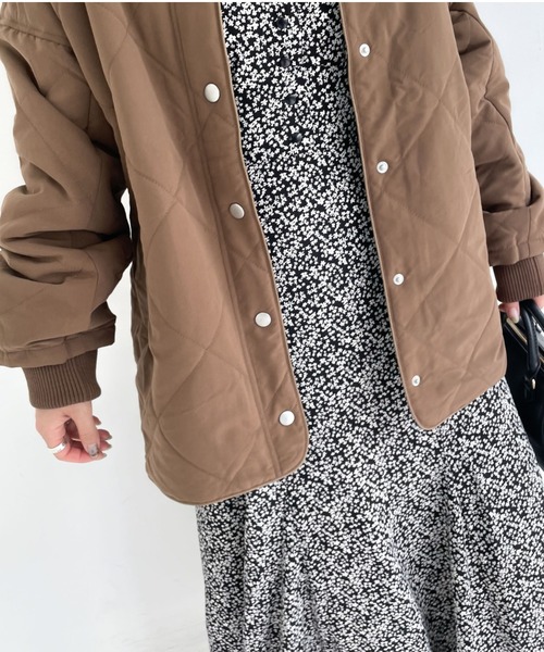 archives（アルシーヴ）の「中綿キルトパイピングミドルコート（その他アウター・レディース・ベージュ/ブラウン/アイボリー・MEDIUM）」の16枚目の写真