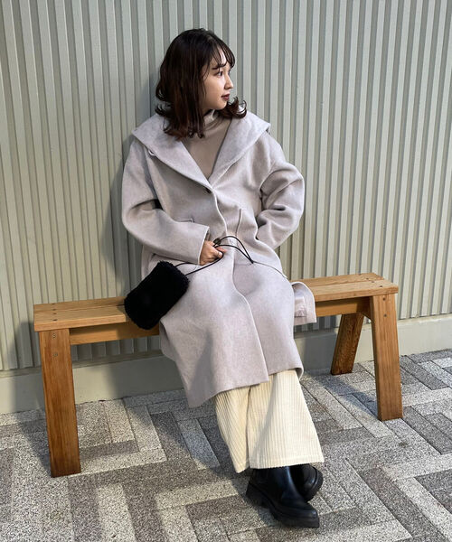 fredy emue（フレディエミュ）の「Le Tinte フーディコート（その他アウター・レディース・ブラック/ベージュ/グレイッシュベージュ・38/36）」の21枚目の写真