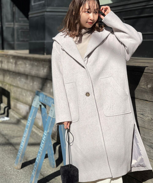 fredy emue（フレディエミュ）の「Le Tinte フーディコート（その他アウター・レディース・ブラック/ベージュ/グレイッシュベージュ・38/36）」の19枚目の写真