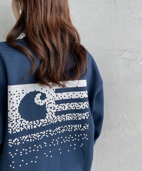 Carhartt WIP（カーハートダブリューアイピー）の「[carhartt WIP/カーハートダブリューアイピー] FADE STATE ロゴクルーネックスウェット（スウェット・レディース・ライトグレー/ブラック/ネイビー・M/L）」の3枚目の写真
