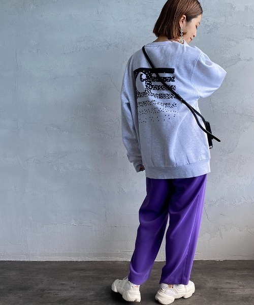 Carhartt WIP（カーハートダブリューアイピー）の「[carhartt WIP/カーハートダブリューアイピー] FADE STATE ロゴクルーネックスウェット（スウェット・レディース・ライトグレー/ブラック/ネイビー・M/L）」の2枚目の写真