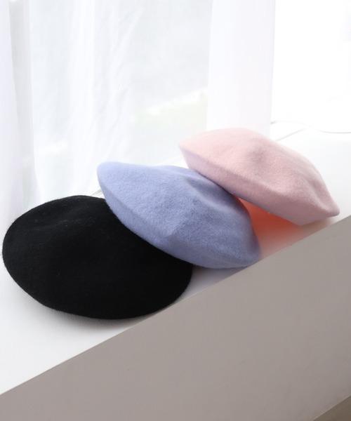 one after another NICE CLAUP(ワンアフターアナザーナイスクラップ)の「こなれ感漂う カラーベレー帽(ハンチング/ベレー帽・レディース・ブラック/サックスブルー/ピンク・FREE)」の9枚目の写真