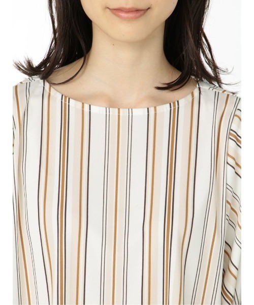 m.f.editorial(エムエフエディトリアル)の「エムエフエディトリアルレディース/m.f.editorial:Women ストライプ柄 袖ボリューム ゆるプルオーバーTシャツ(Tシャツ/カットソー・レディース・ホワイト/ブラック/ベージュ・MEDIUM/LARGE)」の8枚目の写真