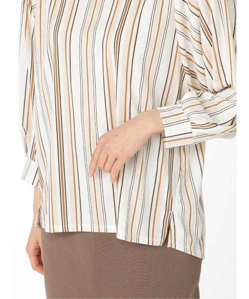 m.f.editorial(エムエフエディトリアル)の「エムエフエディトリアルレディース/m.f.editorial:Women ストライプ柄 袖ボリューム ゆるプルオーバーTシャツ(Tシャツ/カットソー・レディース・ホワイト/ブラック/ベージュ・MEDIUM/LARGE)」の9枚目の写真