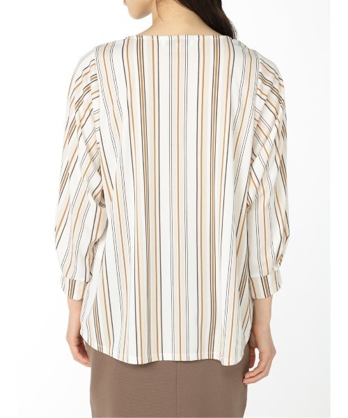 m.f.editorial(エムエフエディトリアル)の「エムエフエディトリアルレディース/m.f.editorial:Women ストライプ柄 袖ボリューム ゆるプルオーバーTシャツ(Tシャツ/カットソー・レディース・ホワイト/ブラック/ベージュ・MEDIUM/LARGE)」の11枚目の写真