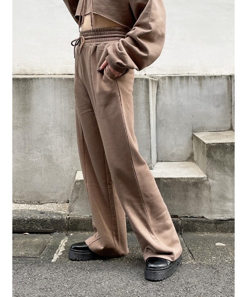 ENVYM（アンビー）の「ハイウエストワイドスエットＰＴ（スウェットパンツ・レディース・ホワイト/ブラック/Moca・FREE）」の3枚目の写真