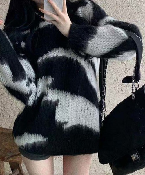me+em select(ミームセレクト)の「※※モヘアライクオーバーサイズゼブラニット(ニット/セーター・レディース・ブルー/ピンク/ブラック・FREE)」の6枚目の写真