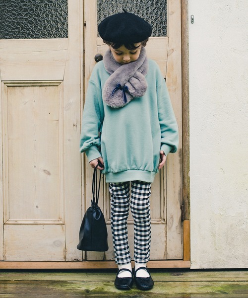 BRANSHES(ブランシェス)の「リボン付きフェイクファーマフラー(マフラー・キッズ・ピンク/ライトグレー・FREE)」の5枚目の写真