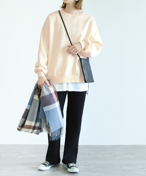 reca（レカ）の「裏起毛ボリュームスリーブシンプルスウェット（スウェット・レディース・アイボリー/ブラック/ライトブルー/オレンジ/チャコール/グレー・FREE）」の12枚目の写真
