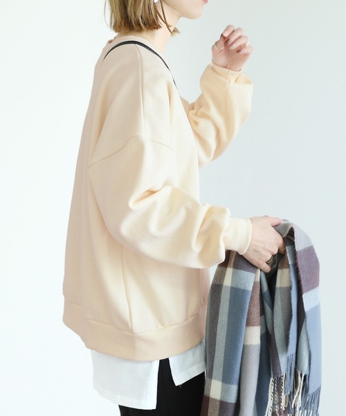 reca（レカ）の「裏起毛ボリュームスリーブシンプルスウェット（スウェット・レディース・アイボリー/ブラック/ライトブルー/オレンジ/チャコール/グレー・FREE）」の10枚目の写真