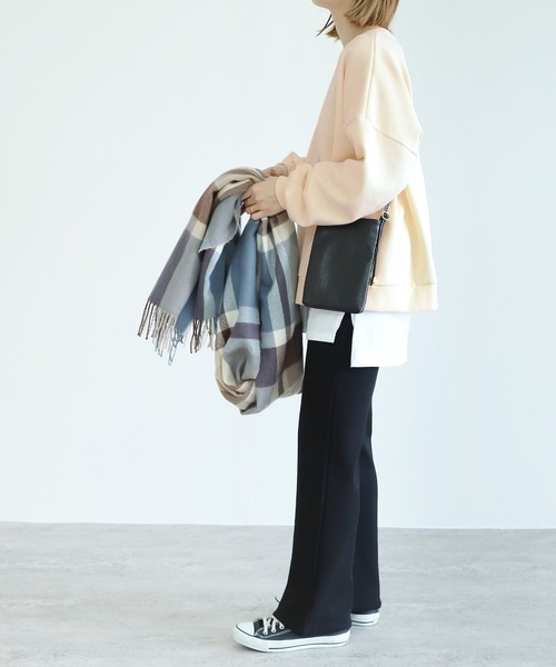 reca（レカ）の「裏起毛ボリュームスリーブシンプルスウェット（スウェット・レディース・アイボリー/ブラック/ライトブルー/オレンジ/チャコール/グレー・FREE）」の13枚目の写真