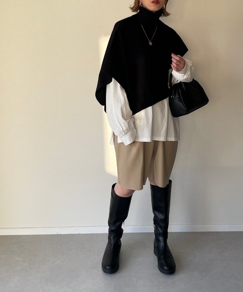 y/m by misato（イムバイミサト）の「アシンメトリータートルベスト（ニット/セーター・レディース・ブラウン/ブラック/アイボリー・FREE）」の11枚目の写真