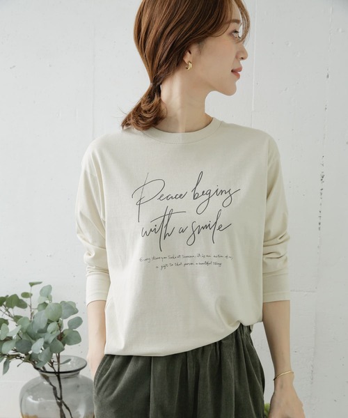 URBAN RESEARCH DOORS(アーバンリサーチドアーズ)の「PEACE BEGINGプリントTシャツ(Tシャツ/カットソー・レディース・チャコールグレー/カーキ/ライトベージュ・ONE)」の12枚目の写真