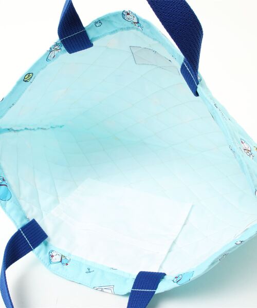 sanrio(サンリオ)の「I'm Doraemon/アイムドラえもん キルトチャームバッグ(ハンドバッグ・キッズ・スカイブルー・ONE SIZE)」の3枚目の写真